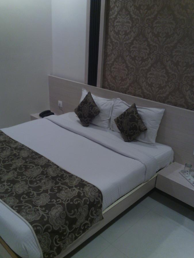 Celebration Hotel And Resort Rewa 외부 사진
